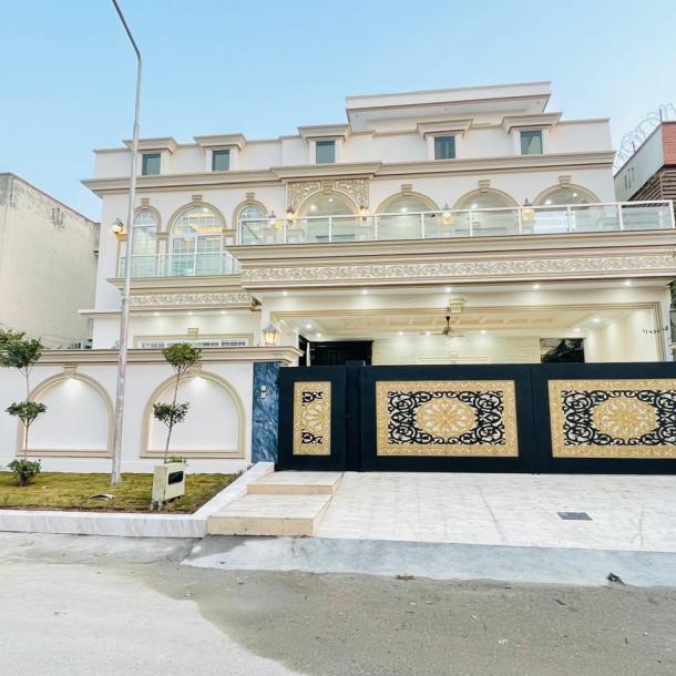 7 Bedrooms With Attached Bathrooms 1 Kanal House Available For Sale In Bahria Enclave Bahria Town Islamabad-1