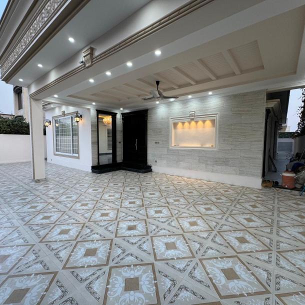 7 Bedrooms With Attached Bathrooms 1 Kanal House Available For Sale In Bahria Enclave Bahria Town Islamabad-3