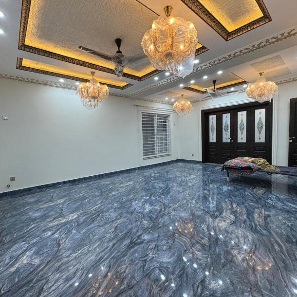 7 Bedrooms With Attached Bathrooms 1 Kanal House Available For Sale In Bahria Enclave Bahria Town Islamabad-7
