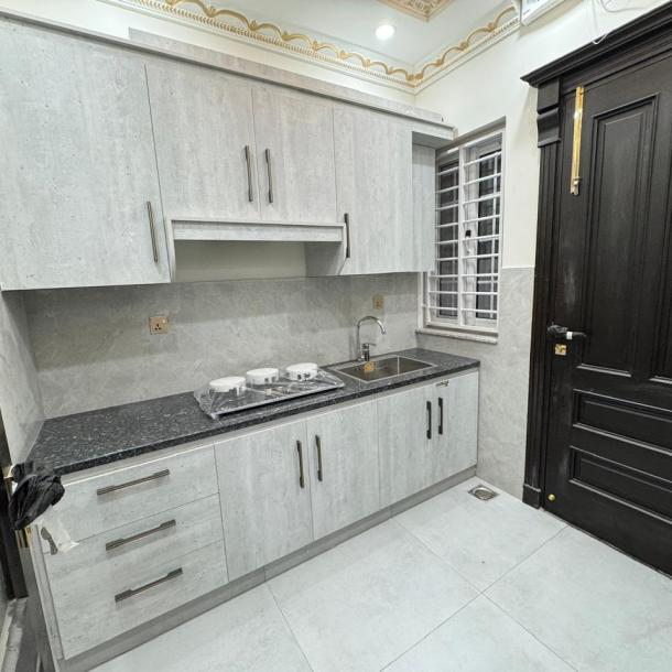 7 Bedrooms With Attached Bathrooms 1 Kanal House Available For Sale In Bahria Enclave Bahria Town Islamabad-19
