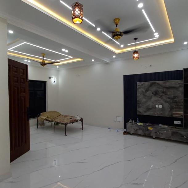 Prime Location 5 Marla House Available For Sale In Bahria Enclave Bahria Town-5