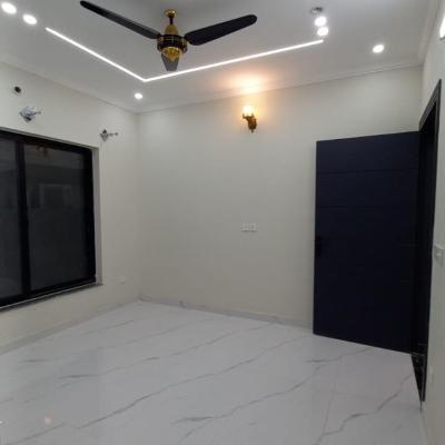 Prime Location 5 Marla House Available For Sale In Bahria Enclave Bahria Town