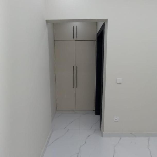 Prime Location 5 Marla House Available For Sale In Bahria Enclave Bahria Town-9