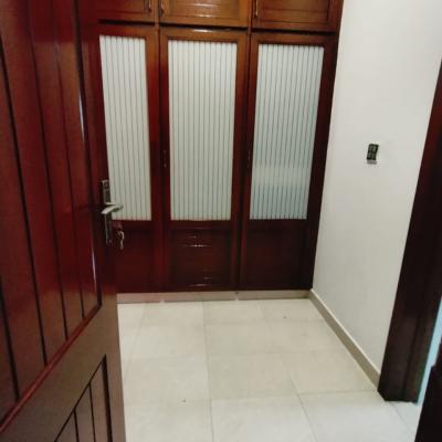 DHA Phase 8 Luxury 5 Kanal House Available For Rent