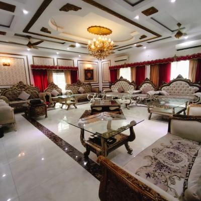 DHA Phase 8 Luxury 5 Kanal House Available For Rent