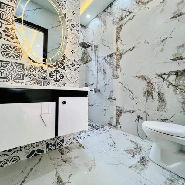 Luxury 1 Kanal Full House Available For Rent In DHA Lahore Phase 6-9