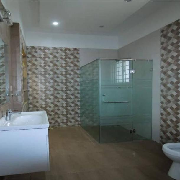 1 Kanal Beautiful Upper Portion Available For Rent In DHA Lahore Phase 4-4