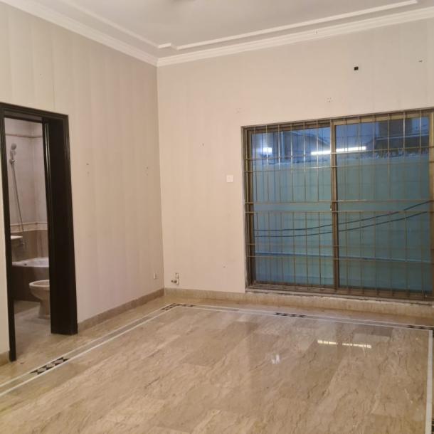 Beautiful 1 Kanal Upper Portion Available For Rent In DHA Lahore Phase 3-8