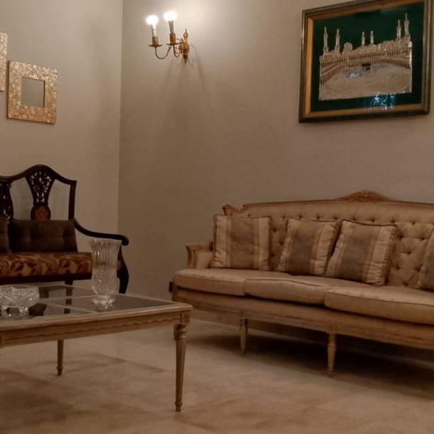 DHA Phase 4 Beautiful 1 Kanal Prime Location Used House Available For Sale In DHA Lahore Phase 4-4