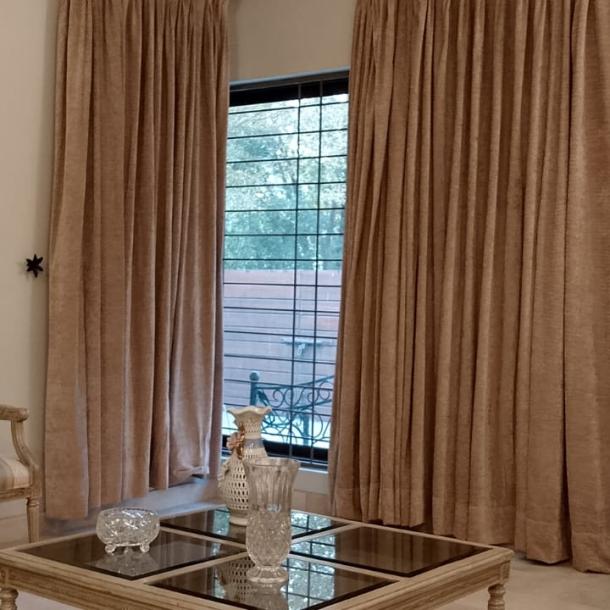 DHA Phase 4 Beautiful 1 Kanal Prime Location Used House Available For Sale In DHA Lahore Phase 4-7
