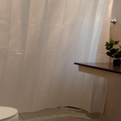 DHA Phase 4 Beautiful 1 Kanal Prime Location Used House Available For Sale In DHA Lahore Phase 4