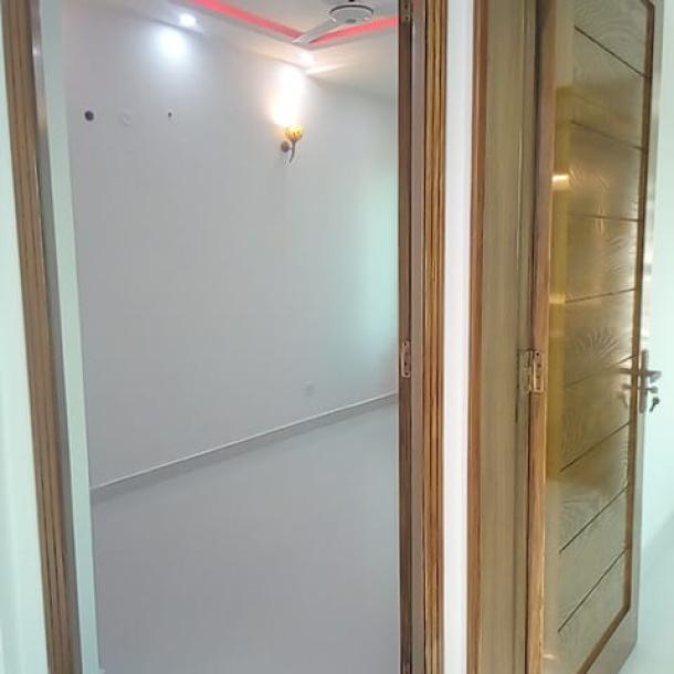 Prime Location Beautiful 5 Bedrooms House Available For Sale In DHA Lahore Phase 9 Town-11