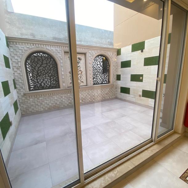 Italian Design 10 Marla Beautiful House For Sale in DHA Phase 7 Lahore Pakistan-3