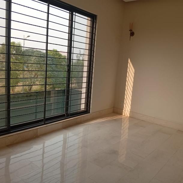10 Marla House For Sale In DHA Phase 6 Lahore.-14