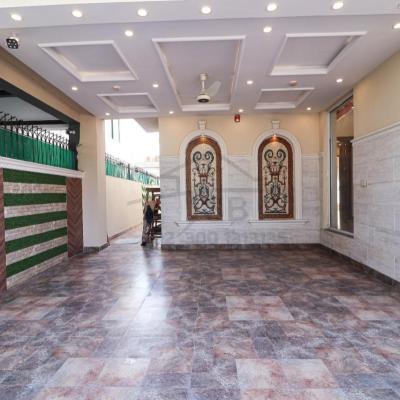 10 Marla Brand New Spanish House Available For sale in DHA phase 8 Lahore