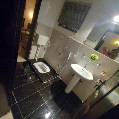 2 Bed Flat for Rent Askari 11 Lahore