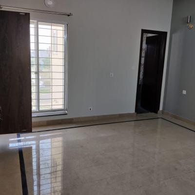 5 Marla 2nd floor available for rent in Dream gardens phase 2