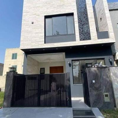 5 marla brand new house for sale In Lake City