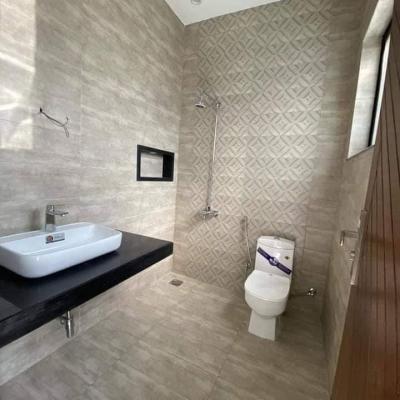 5 marla brand new house for sale In Lake City