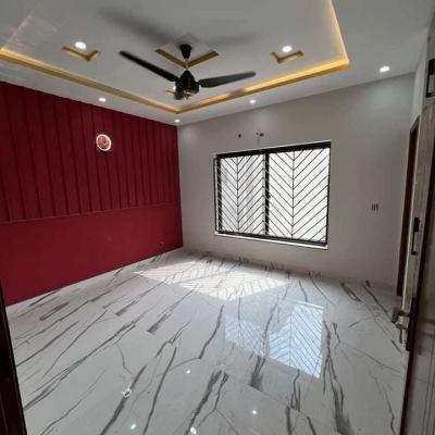 Stunning 7 Marla House for Sale in Lake City Lahore