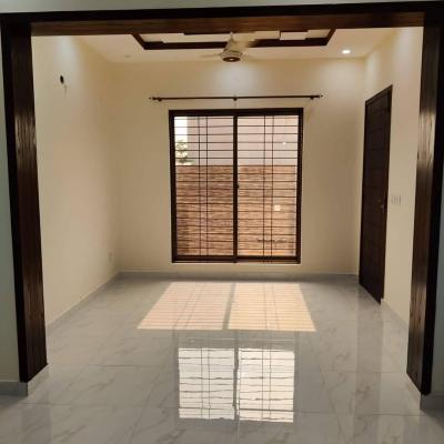 10 upper portion available for rent in Dream gardens phase 2 Defence Road Lahore opposite to comsat University