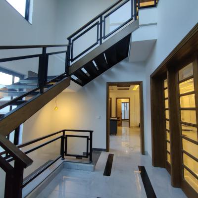 Lake City 10 Marla House for sale