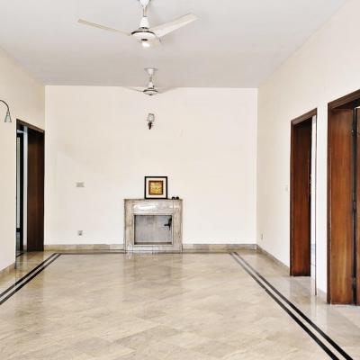 22-Marla Corner House For Rent Separate Gate Upper Portion at hot Location. Phase 2 (S Block)