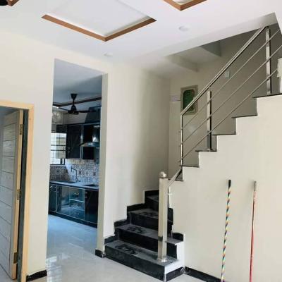 4 Marla House For sale in Paragon City barki road Lahore demand 175 with 3 beds