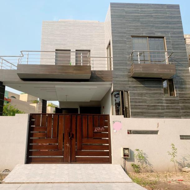 5 Marla House for Rent With basement-1