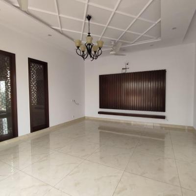 DHA phase 6 1 kanal House for Rent Rent: 250 thousand