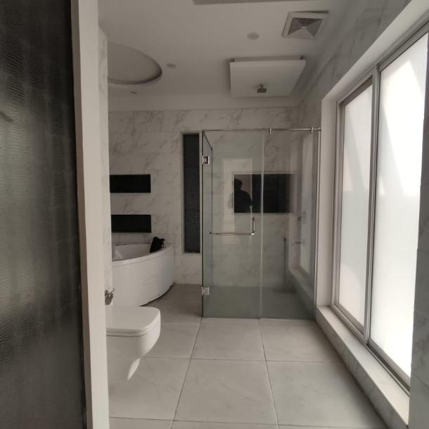 DHA phase 6 1 kanal House for Rent Rent: 250 thousand-12