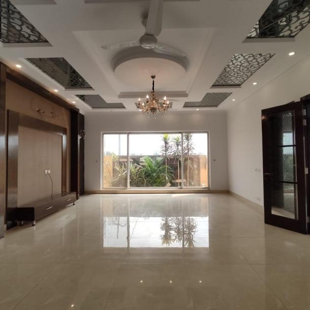DHA phase 6 1 kanal House for Rent Rent: 250 thousand-1