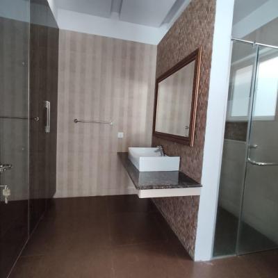 DHA phase 6 1 kanal House for Rent Rent: 250 thousand