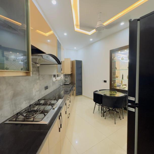 DHA Phase 5, 1 Kanal Upper Portion Fully Furnished For Rent Separate Gate-3
