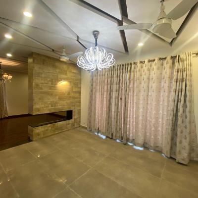 DHA phase 6 1 kanal modern design house for rent