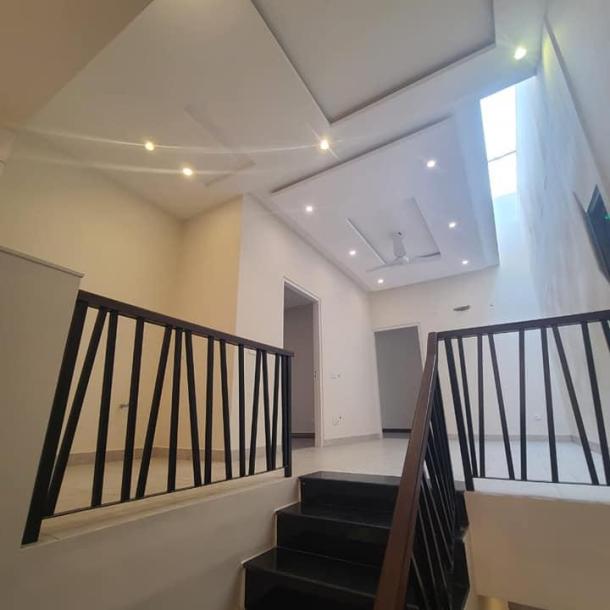 DHA phase 6, 5 Marla House for Rent-6