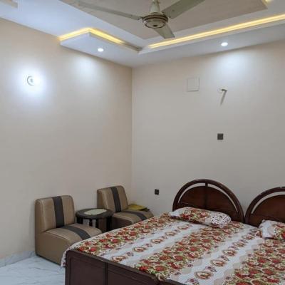 12 Marla Second Floor Available for rent