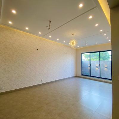 M8 B1 5 Marla Brand New House For Sale Near To Main 150 Feet Road
