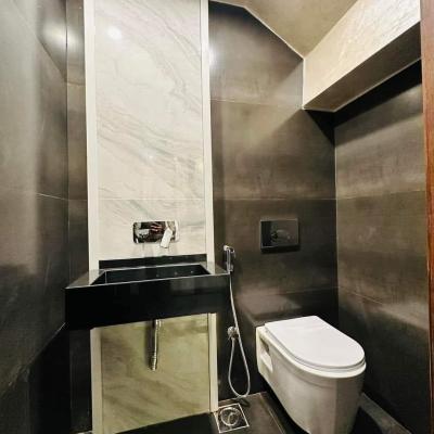 10 Marla Magnificent Bungalow in Bahria Orchard Central Block at a very reasonable Price 4.5 crore Just Buy and Live