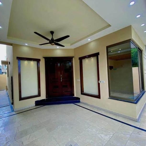 5 Marla Modern House With Gas For Sale In DHA Phase 11 Rahbar-1
