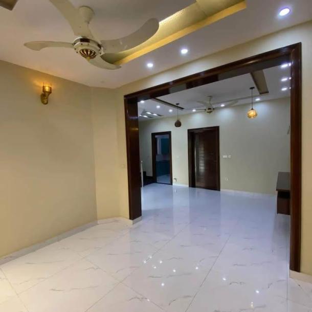 5 Marla Modern House With Gas For Sale In DHA Phase 11 Rahbar-2