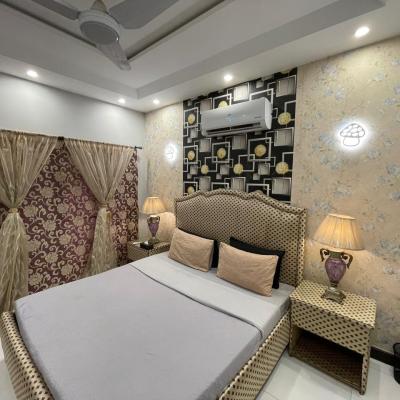 Ex air avenue 10 marla house for rent Fully furnished-4