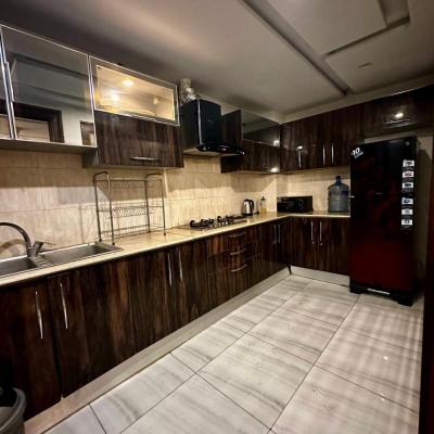 10 marla upper portion Fully furnished For Rent