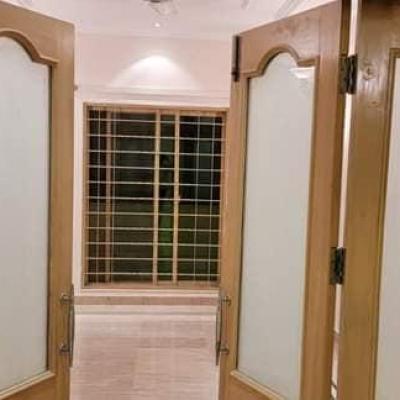 1 Kanal with basement owner build Bungalow For Sale Phase 4 DHA Lahore