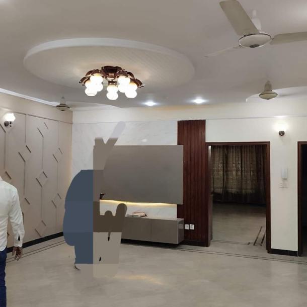 Well-Maintained Lower Portion for Rent – 12 Marla – Johar Town Lahore-5