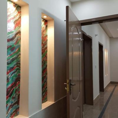 6 Marla Brand New 3rd floor available for rent