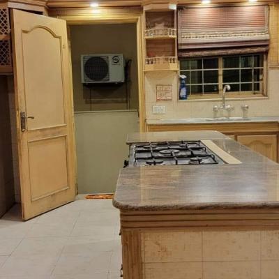 1 Kanal with basement owner build Bungalow For Sale Phase 4 DHA Lahore