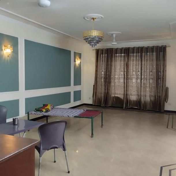 Well-Maintained Lower Portion for Rent – 12 Marla – Johar Town Lahore-8