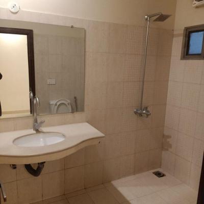 2 bedroom flats available for rent