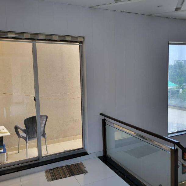 1 Kanal Upper Portion Fully Furnished For Rent in DHA Phase 5 Lahore.-4